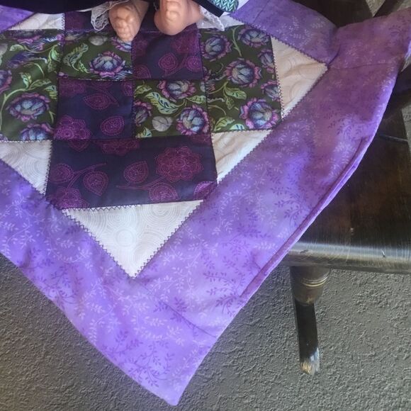 NWOT Handmade Doll Quilt - Picture 4 of 9